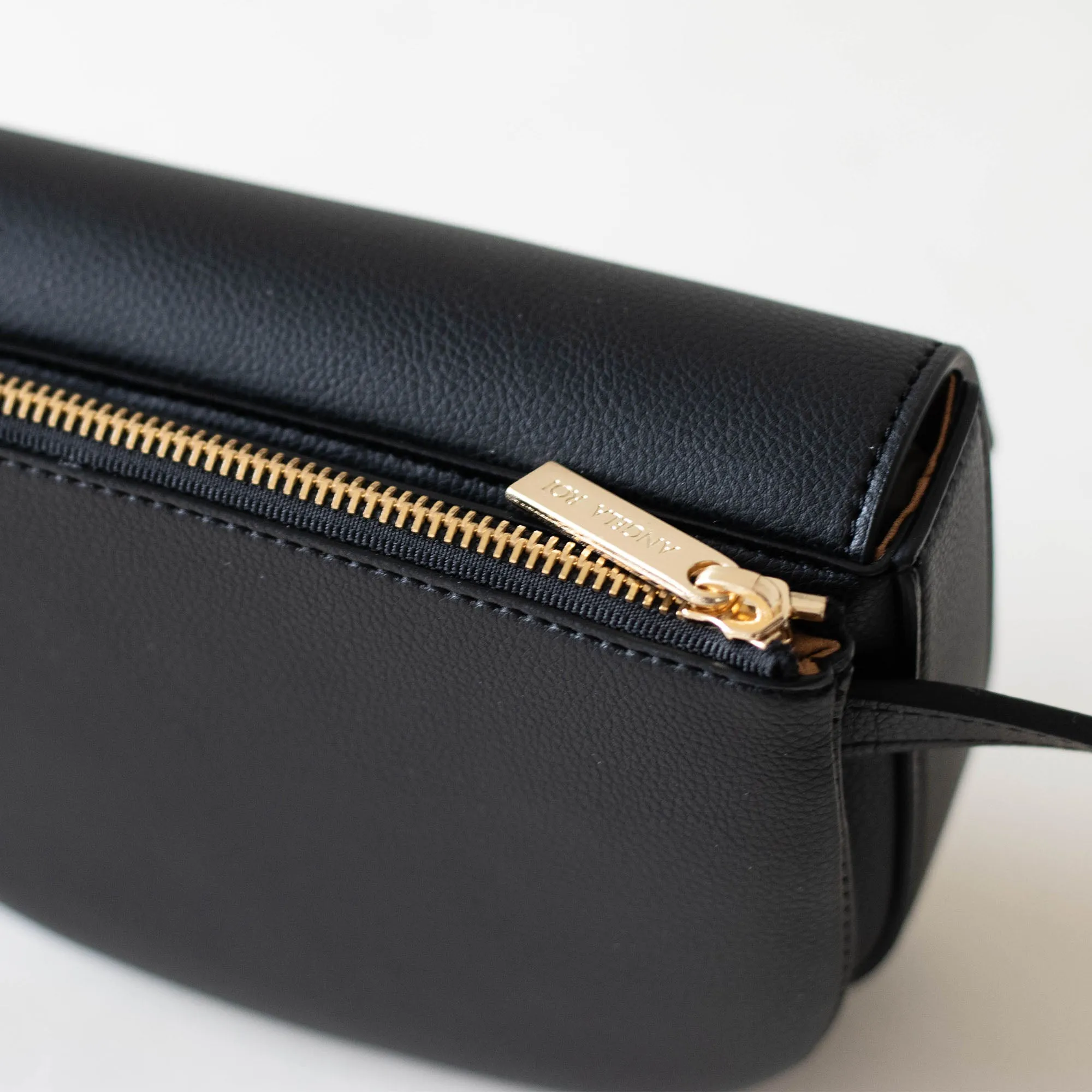 Hamilton Belt Bag / Cross-body - Black