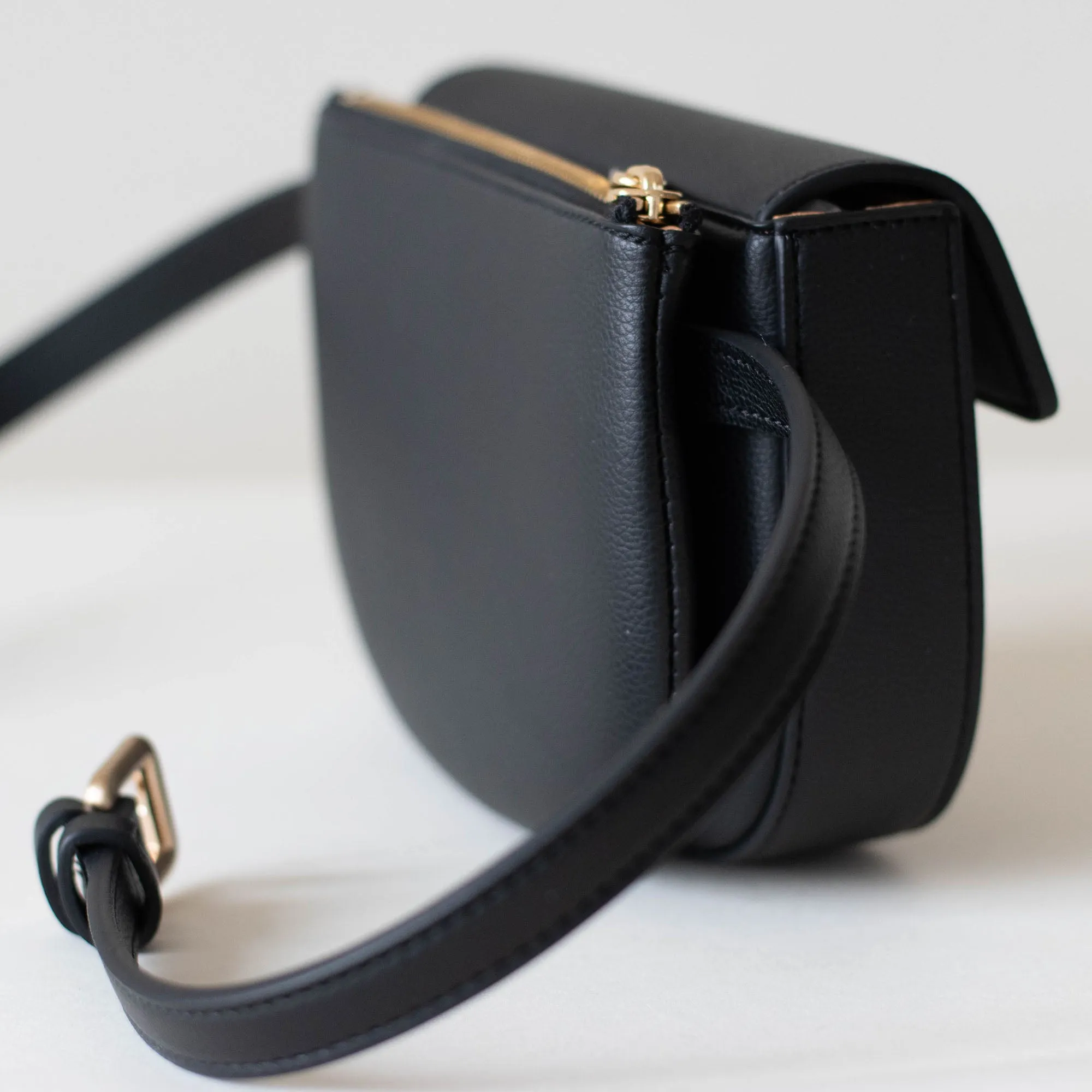 Hamilton Belt Bag / Cross-body - Black
