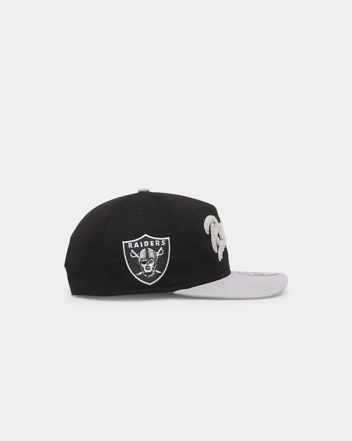 New Era Las Vegas Raiders 'Chenille' Golfer Snapback Black