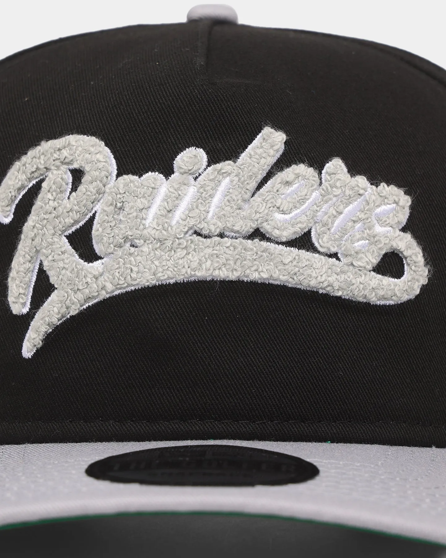 New Era Las Vegas Raiders 'Chenille' Golfer Snapback Black