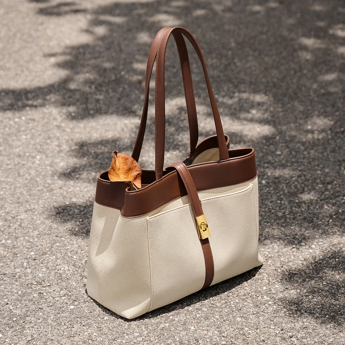 Oregon Metro Leather Buckle Strap Tote Bag